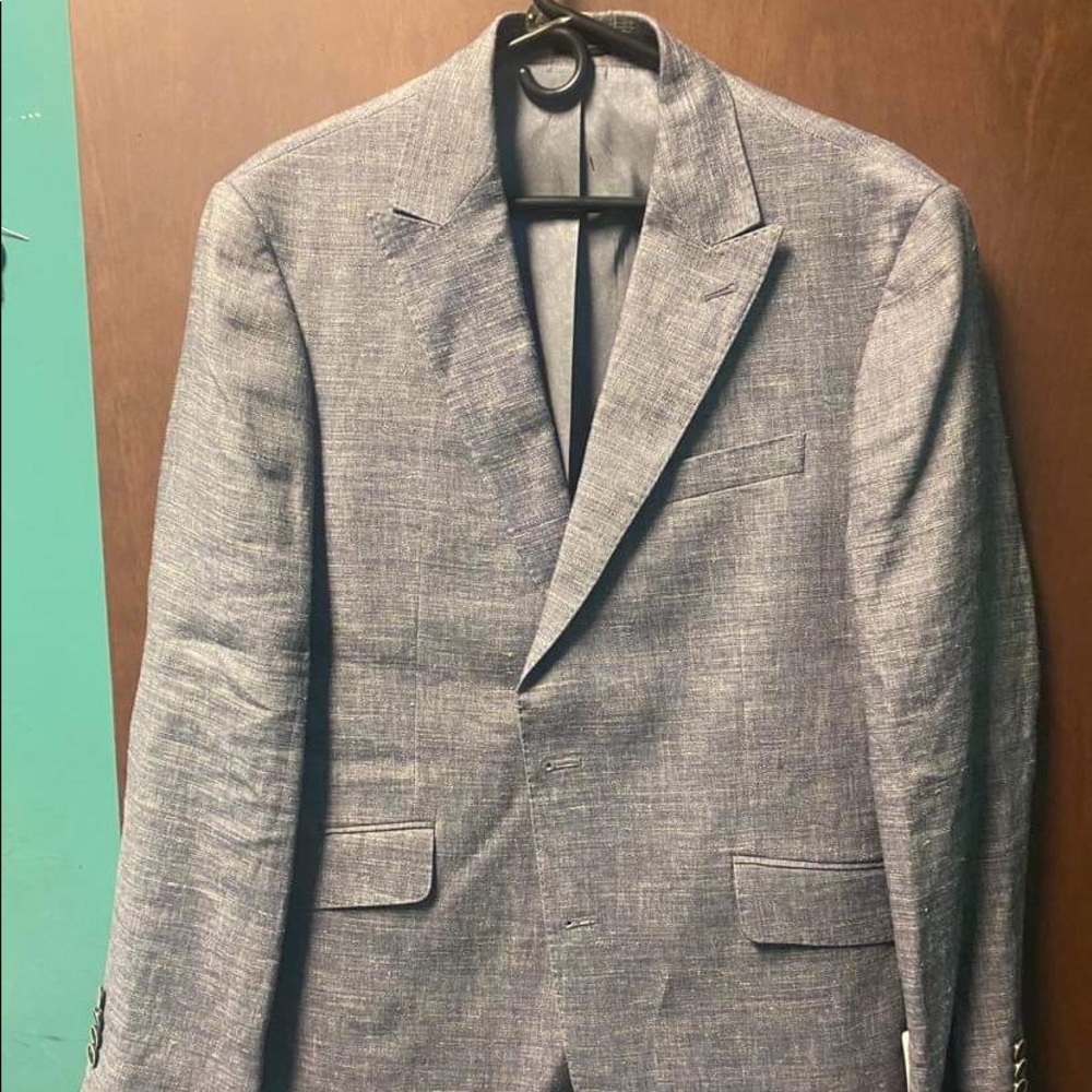 Suits. Shoot me an offer just need an ironing.